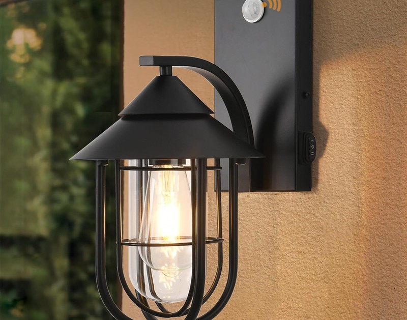 Cage Lantern with Motion Sensor